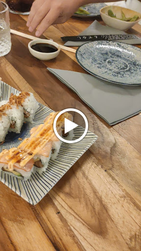 33153 restaurante akira 1