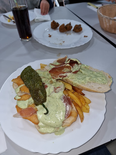 34783 restaurante povea el rey del serranito