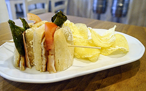 34804 restaurante rafael ruiz 1