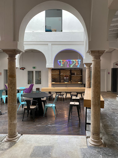 35415 room007 salvador hostel