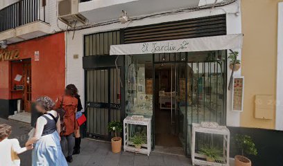 36331 sevillapartamentos.com  1