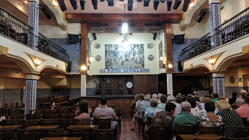 37728 tablao flamenco el patio sevillano