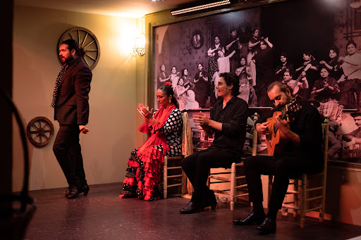 37748 tablao flamenco la cantaora sevilla