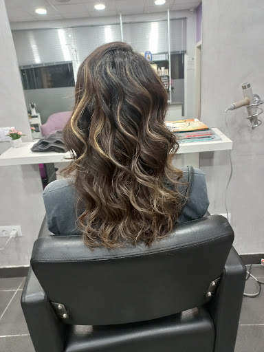 38516 tatiane elias centro de belleza