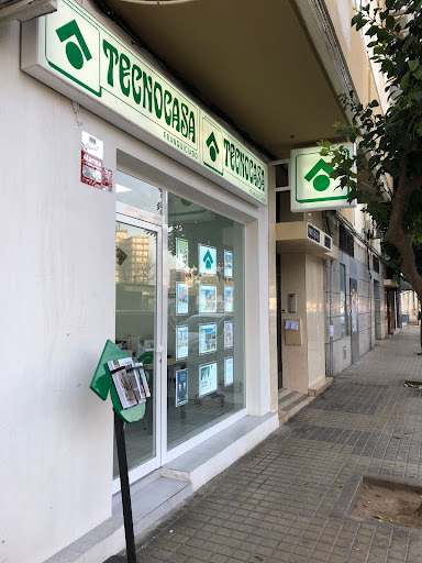 38569 tecnocasa agencia inmobiliaria