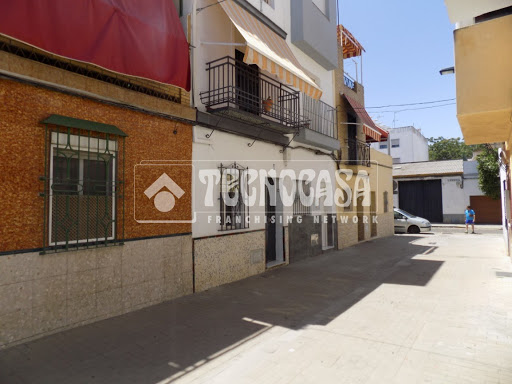 38577 tecnocasa agencia inmobiliaria