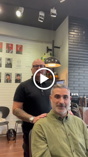 38879 the barber shop by paco lopez 1