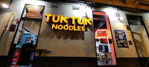 39129 toc toc 8211 ramen sevilla 1