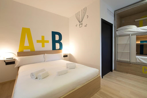 39457 u sense for you hostel sevilla 1