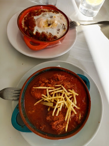 6766 amparo de luna 1