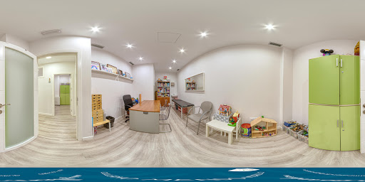 6846 andalusian institute of pediatric neurology