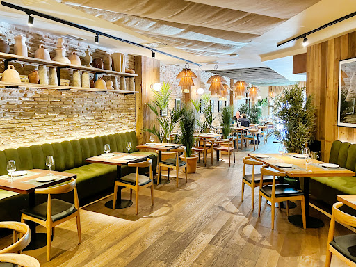 7609 artilleria restaurante