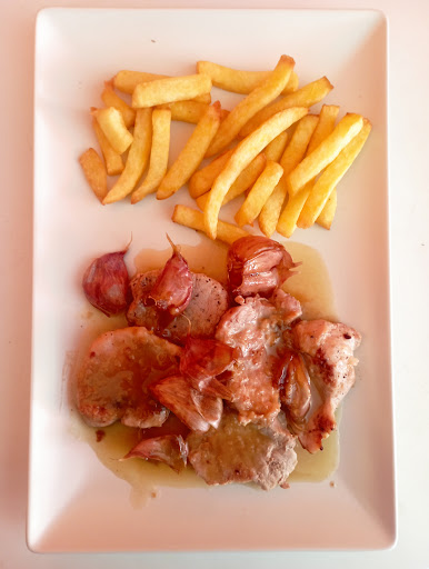 7697 asador y freiduria la rotonda 1