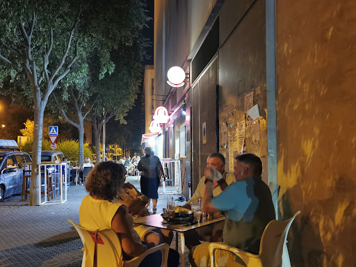 8502 bar anca daniel