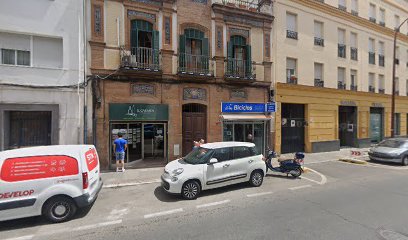 8701 bar cafeteria alcon 1