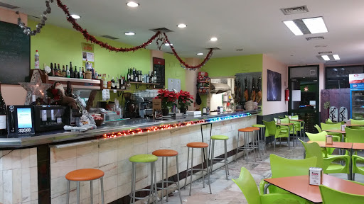 8728 bar cafeteria la chispa