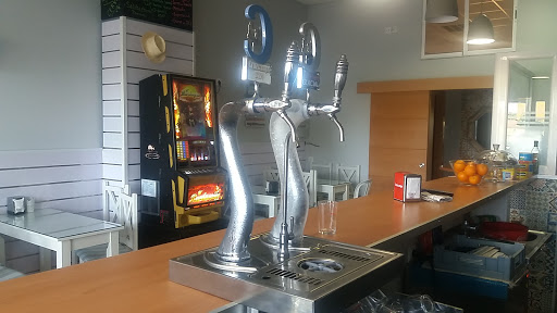 8738 bar cafeteria los angeles 1