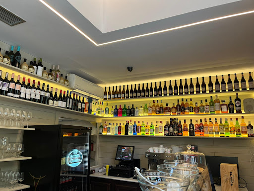 8943 bar castano abaceria