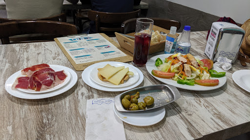 9019 bar constantina cuisine