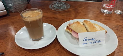 10318 bar mi gitana 1