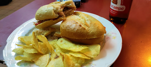10491 bar pikis lavis 1