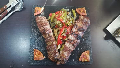 10494 bar pino 1
