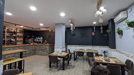 10586 bar restaurante afuego 2