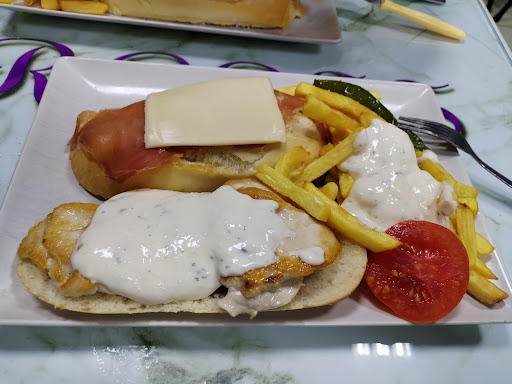 10775 bar restaurante m.morales 1