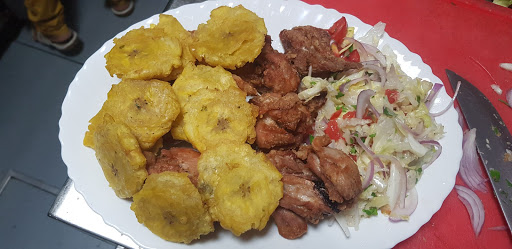 10803 bar restaurante paris chiquito 1