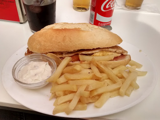 10855 bar rincon de juana 2