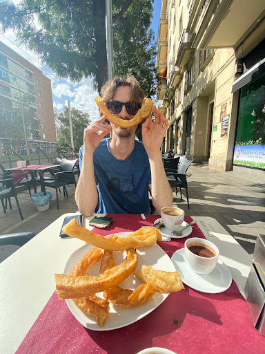 12466 braseria el colibri 8211 cafe churros desayuno comer cenar