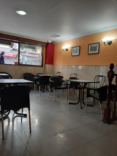 13282 cafe bar la cantina 2