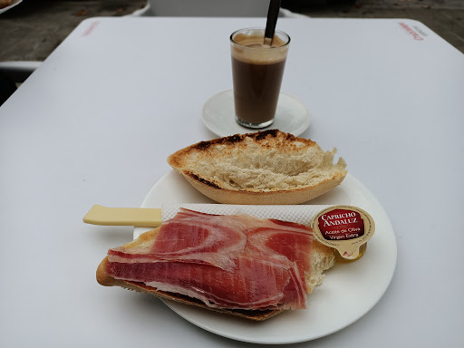 13300 cafe bar la gloria 1