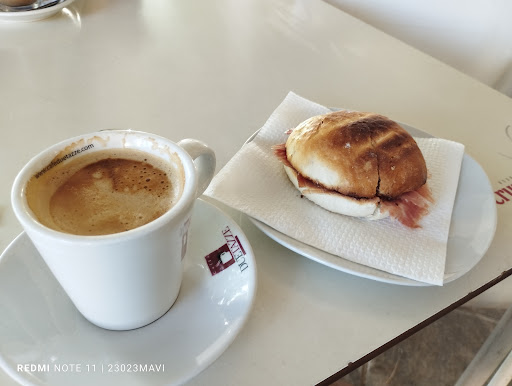 13323 cafe bar la panarra ii 1