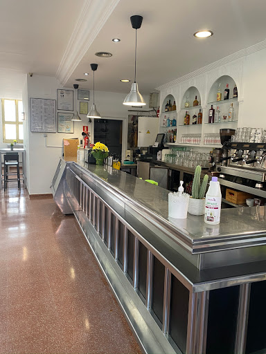 13455 cafe bar santa maria 2