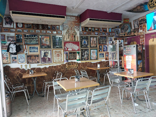 13476 cafe bar y viene