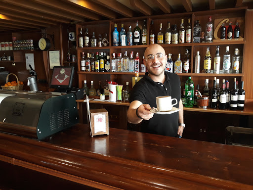 13622 cafe orleans coffee shop 1