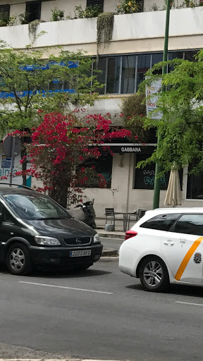 13649 cafe pub gabbana 1