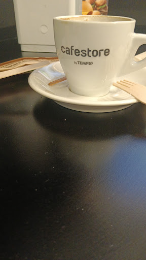 13795 cafestore interior estacion santa justa 1