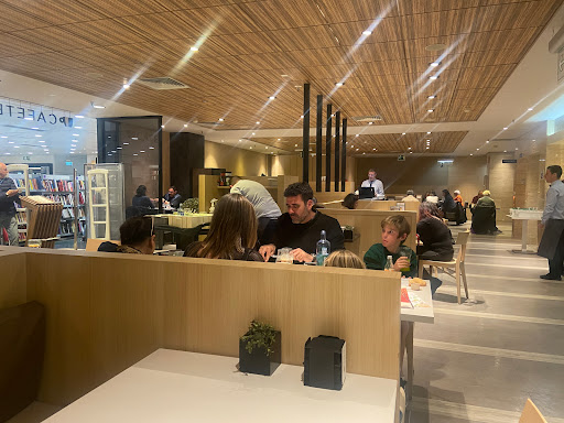 14090 cafeteria el corte ingles 1