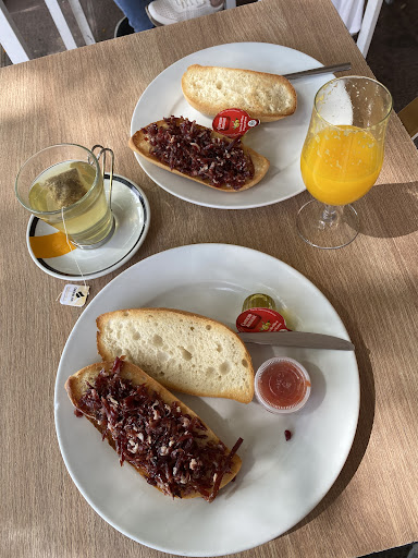 14229 cafeteria la buhaira 1