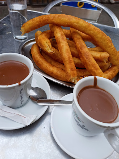 14304 cafeteria la misma 1