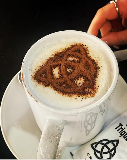 14542 cafeteria triqueta