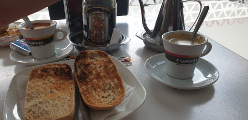 14576 cafeteria confiteria navarro 2