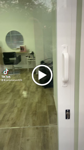 14976 carolina peluqueria y estetica 1