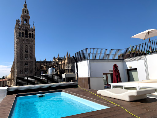 15522 cathedral apartments