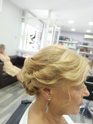 15633 centro de belleza charo romero 1