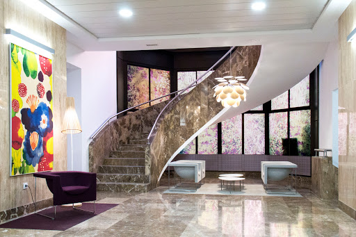 15656 centro de empresas republica 21