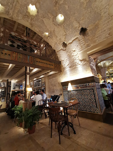 16156 cerveceria giralda bar 2