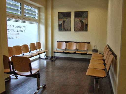 16930 clinica de rehabilitacion. fisioterapia. dras garrido y corchuelo. sevilla